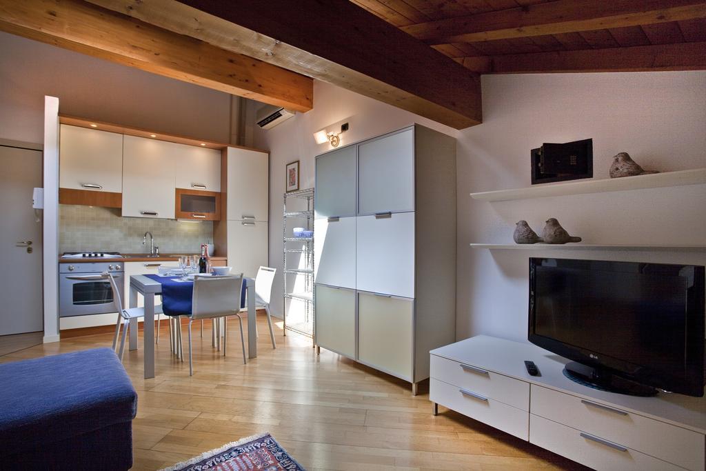 La Colombina Appartement Verona Kamer foto